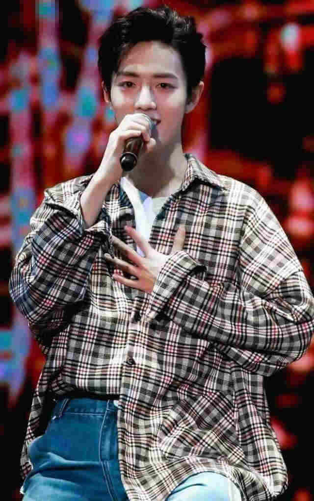 Xiao Zhan
