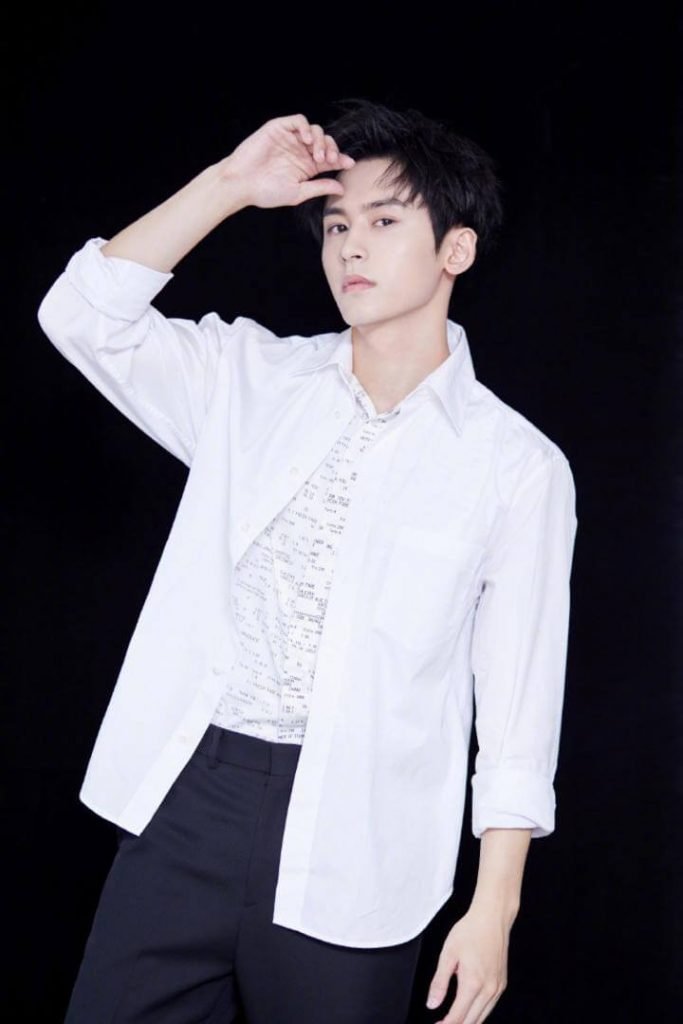 According to celebscouples, zhang han had at least 1 relationship previously. Zhang Zhehan Girlfriend 2021 : Zhang Zhehan Profile 2021 15 Facts Cpop Home