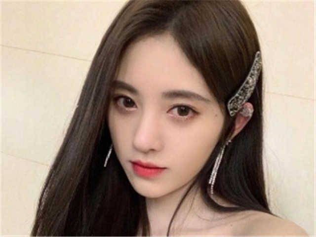 Ju Jingyi