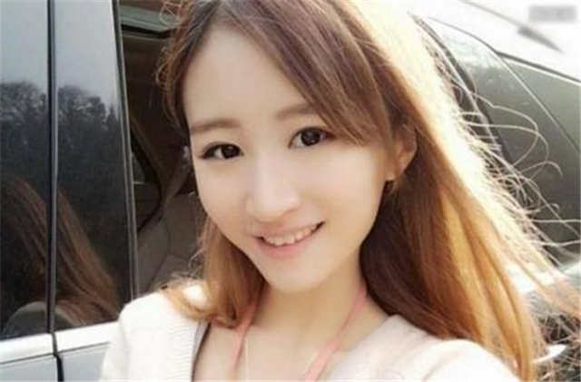 Nie Huan Allen Ren (Ren Jialun) Wife