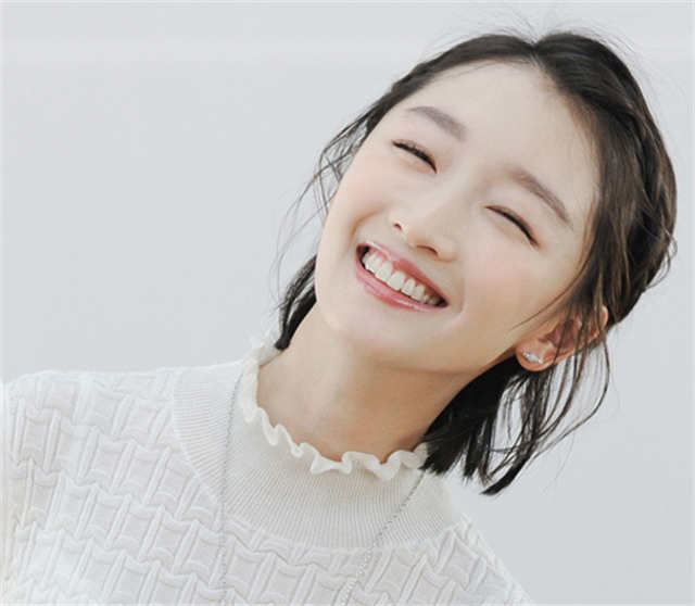 Zhou Dongyu - Biography, Height & Life Story