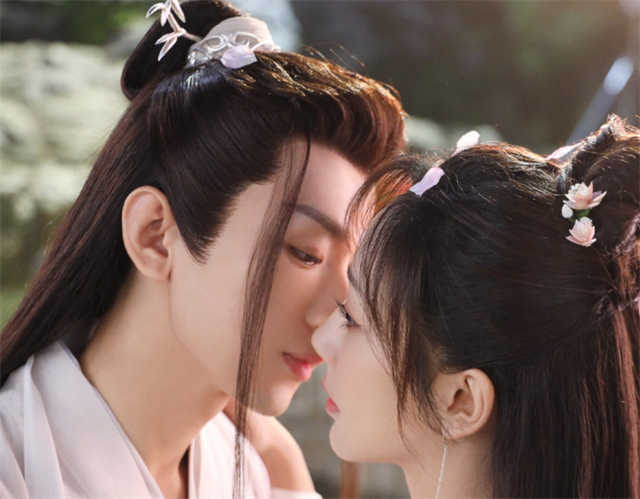 Agarwood Like Crumbs1