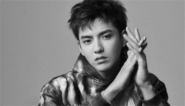 Old Pic Of Kris Wu With Show Luo Goes Viral; Netizens Call Them The  “Scumbag Alliance” - TODAY