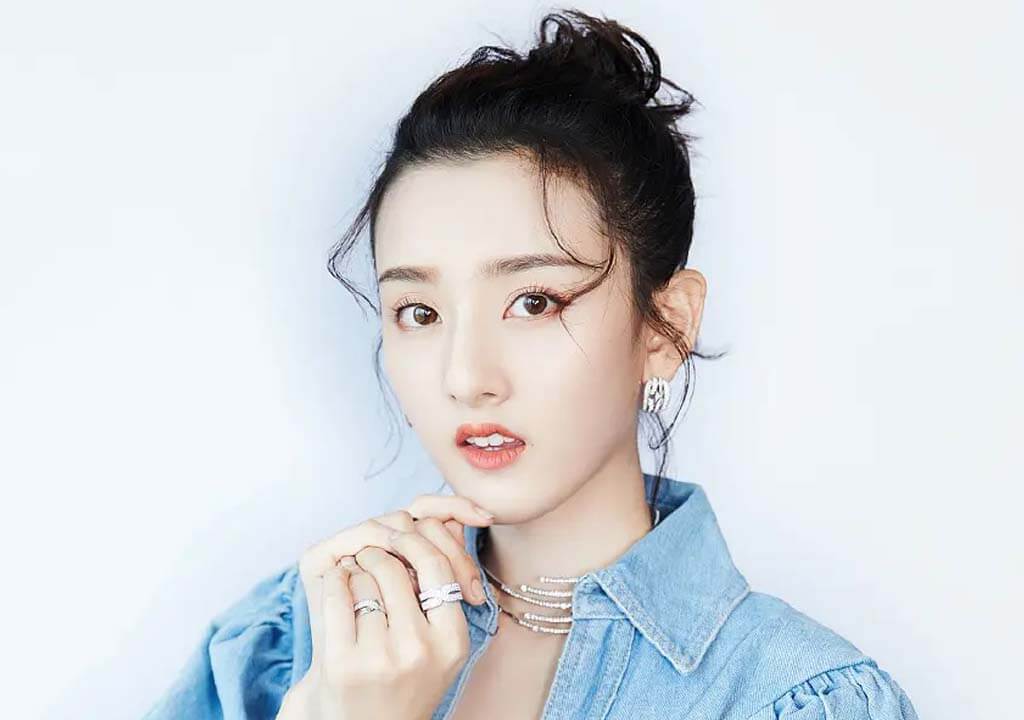 Chinese Actress Song Zu Er