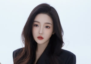 Cao Wanjin (Vivian Cao) Profile