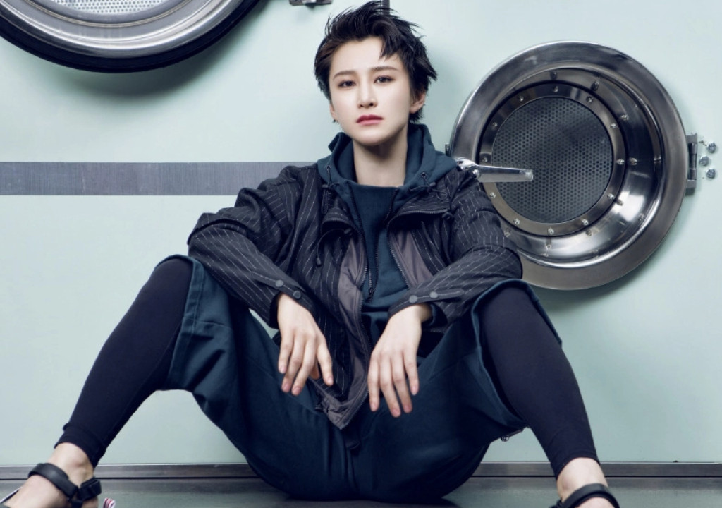 Chinese Actress Jiang Luxia
