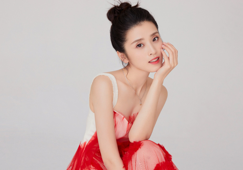 Li Ruojia (李若嘉) Profile
