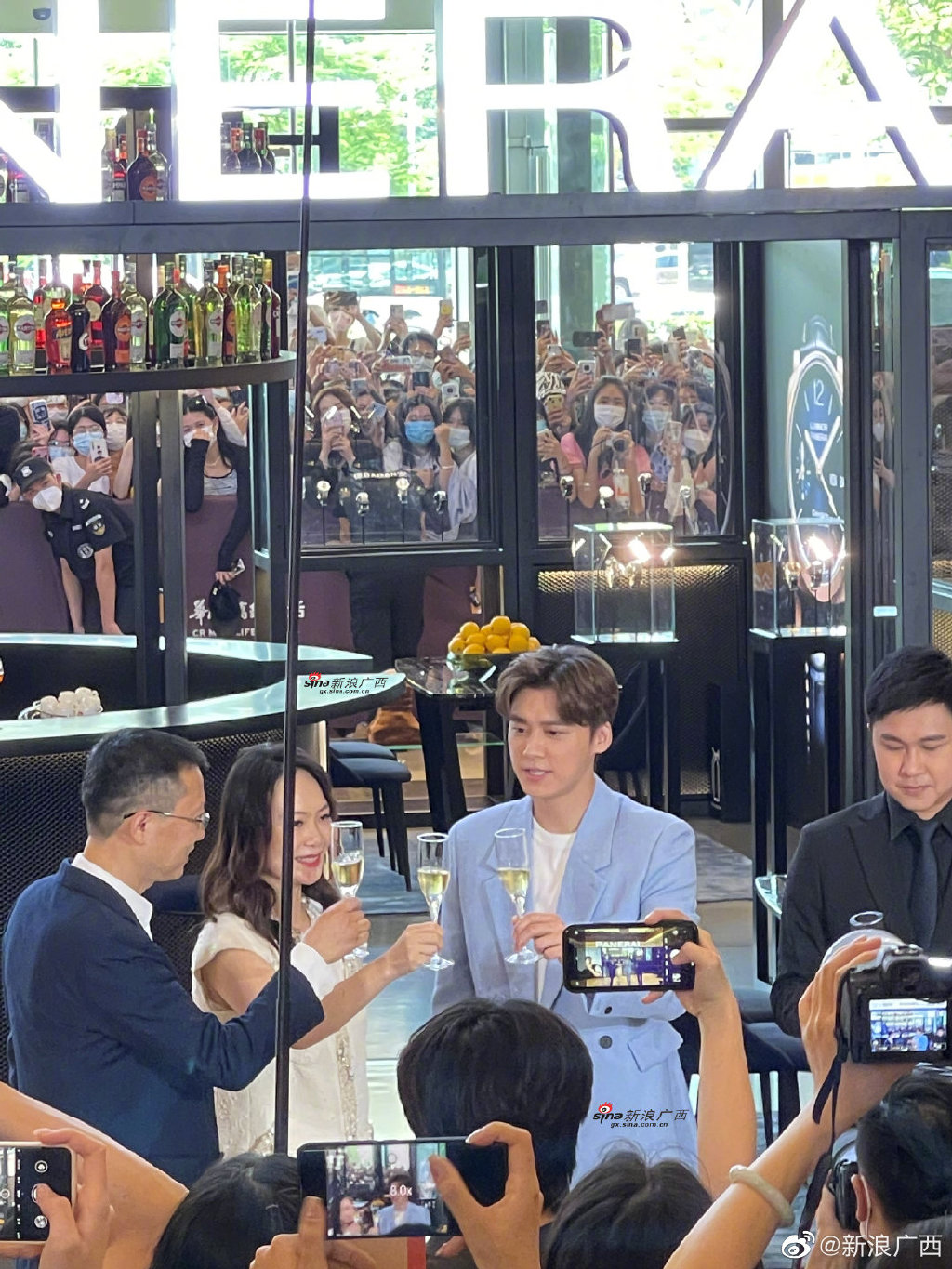 003TUHEDgy1h50kj1w6k7j60u0140dpw02