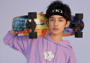 Huang Yi (黄毅) Profile