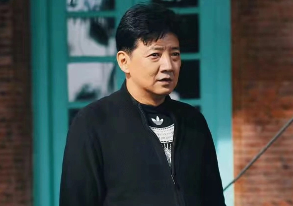 Wang Yanhui (王砚辉) Profile
