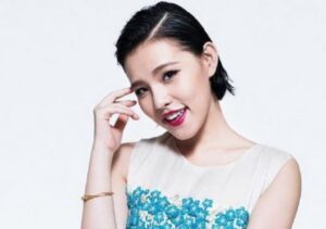 Evonne Xie (谢依霖) Profile