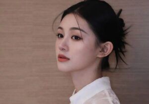 Chen Jingyi (陈镜依) Profile