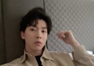 Deng jialun perfil