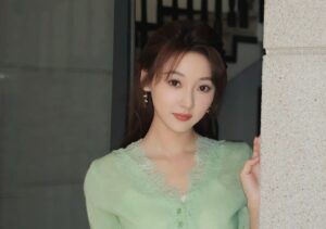 Li ruoqi perfil