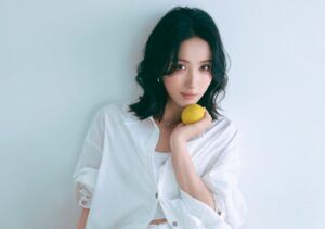 Li zhao perfil