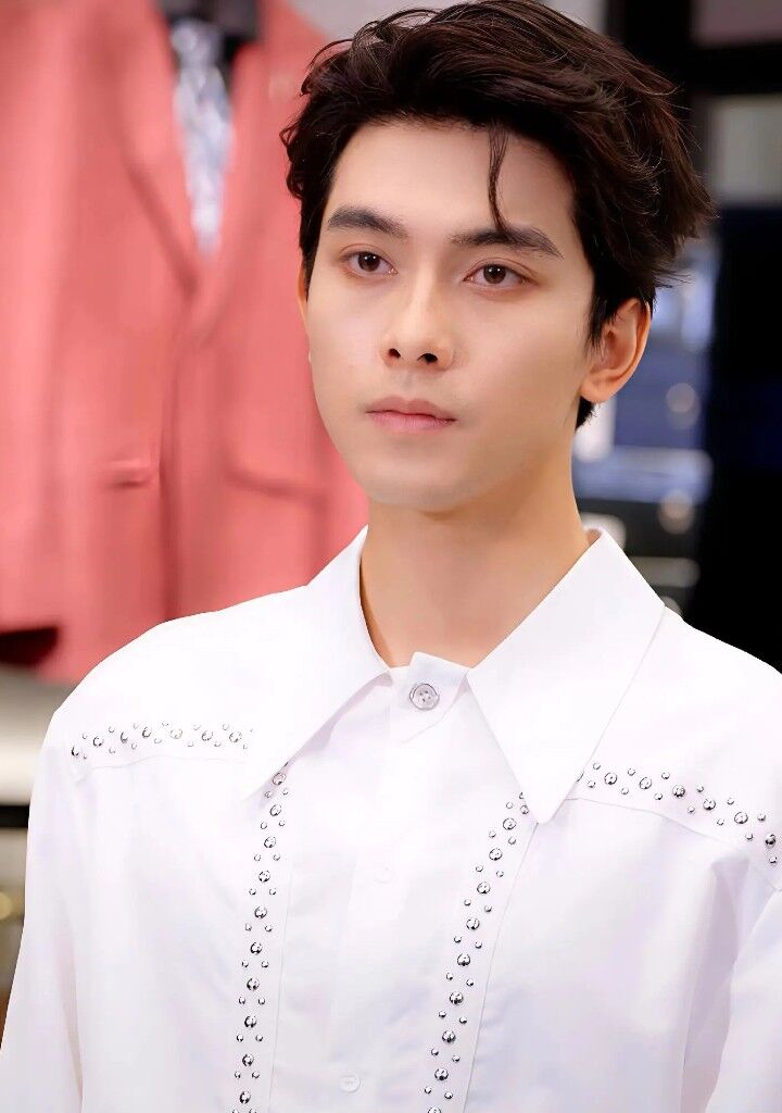 Wei Ruochen