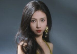 Yang zijing perfil