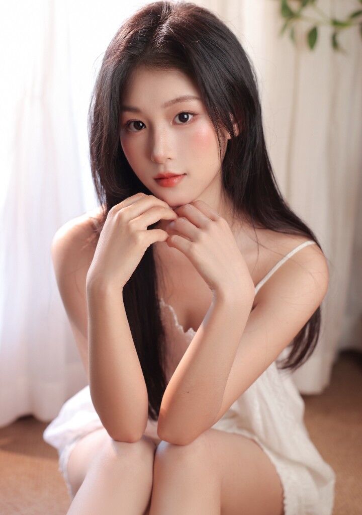 Zhu Jingyi